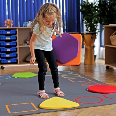 Rainbow Geometric Shaped Mats & Holdall