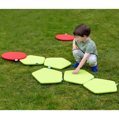 Rainbow Geometric Shaped Mats & Holdall