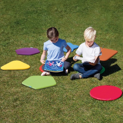 Rainbow Geometric Shaped Mats & Holdall