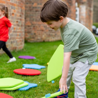 Rainbow Geometric Shaped Mats & Holdall