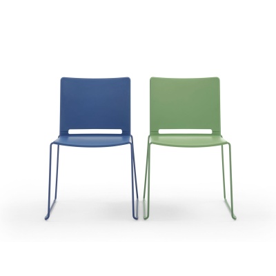 Tresconeto Hall Stacking Chair